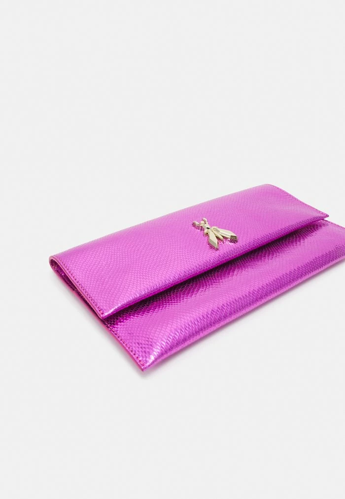 FLY CLUTCH LIZERD - Clutch - hypnotical purple Patrizia Pepe FLY CLUTCH LIZERD - Clutch - Hypnotical Purple -Patrizia Pepe Shop 04a48e7600fc439fb585c4814737f711