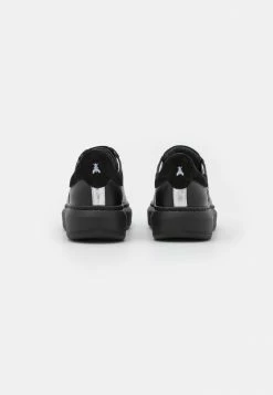 Patrizia Pepe Trainers - Black Tonal -Patrizia Pepe Shop 068c9c60910a4c73bf3d87be020bdba7