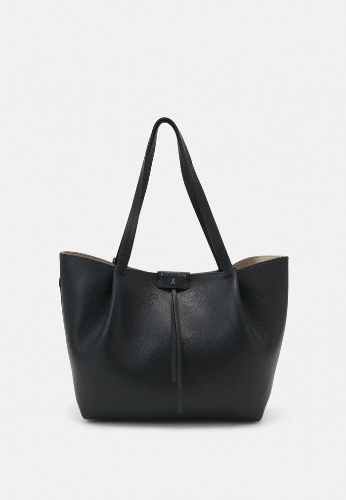 BORSA SET - Handbag - nero Patrizia Pepe BORSA SET - Handbag - Nero -Patrizia Pepe Shop 0b7853cd1892453e9da603a9f9d05daa