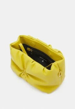 Patrizia Pepe BORSA BAG SOFT - Across Body Bag - Ochra Yellow -Patrizia Pepe Shop 0c4868f517cd41a78f1983ec3063a30e