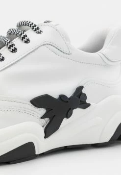 Patrizia Pepe Trainers - White -Patrizia Pepe Shop 0d4f72dbfa724a86ae77d02c9779fd66