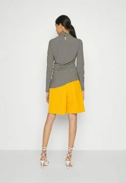 Patrizia Pepe MAGLIA - Long Sleeved Top - Black White Damier -Patrizia Pepe Shop 1c1ed741a975443a8bceaa15e5b335cd