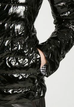 Patrizia Pepe PIUMINO JACKET - Down Jacket - Shiny Black/damier 7 Patrizia Pepe PIUMINO JACKET - Down Jacket - Shiny Black/damier -Patrizia Pepe Shop 1c37da01e36a4c6aa96598e7ecaad5dd