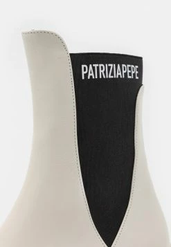 Patrizia Pepe Platform Ankle Boots - Ash Grey -Patrizia Pepe Shop 21ed9ecb21dd41c5bb79577dce390699