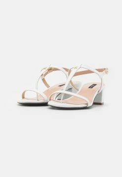 Patrizia Pepe T-bar Sandals - Blanco -Patrizia Pepe Shop 2692c738ed57406395476f7072c2a8e8