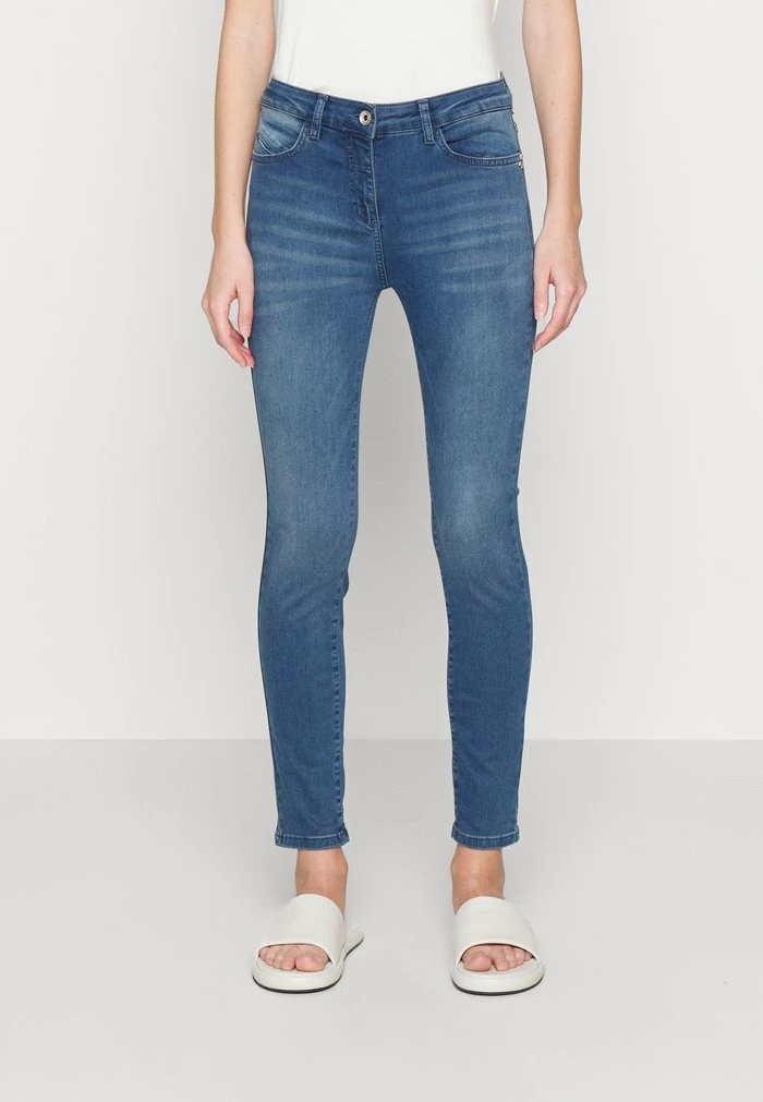 PANTALONI TROUSERS - Jeans Skinny Fit - washed blue Patrizia Pepe PANTALONI TROUSERS - Jeans Skinny Fit - Washed Blue -Patrizia Pepe Shop 270e760317ad4ea98b0f6e47185b8985