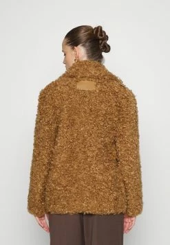 Patrizia Pepe CAPPOTTO COAT - Winter Jacket - Chipmunk Brown -Patrizia Pepe Shop 2a282e895da3437cb205df4feca6cc1e