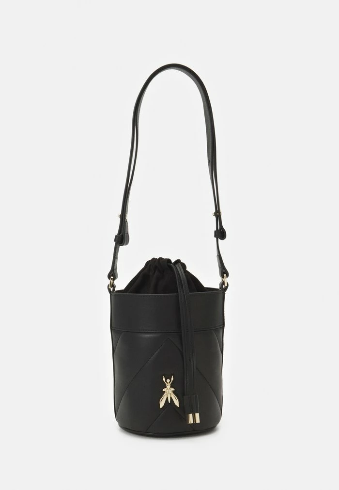 FLY PADDED BUCKET - Handbag - nero Patrizia Pepe FLY PADDED BUCKET - Handbag - Nero -Patrizia Pepe Shop 372bd4cad9444f30b3864691454c2135