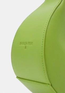 Patrizia Pepe BANGLE BAG HOBO - Handbag - Asparagus 7 Patrizia Pepe BANGLE BAG HOBO - Handbag - Asparagus -Patrizia Pepe Shop 39314b4623c54f2ca08304c5d64e2501