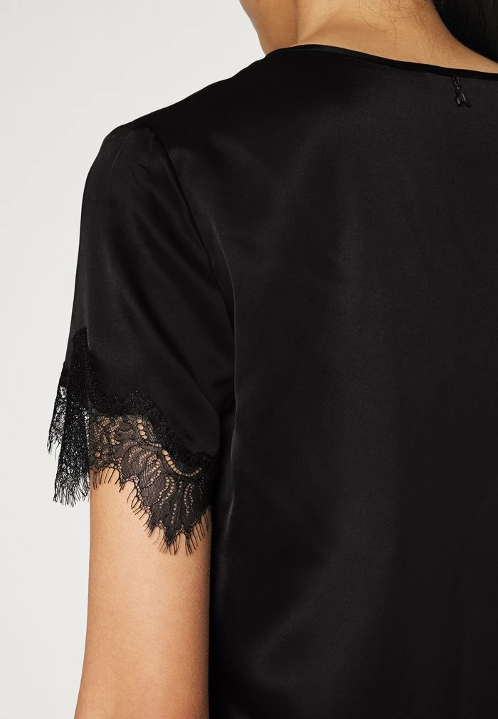 CAMICIA - Blouse - nero Patrizia Pepe CAMICIA - Blouse - Nero -Patrizia Pepe Shop 3aa5e01291554c9b849998df9d7c7380