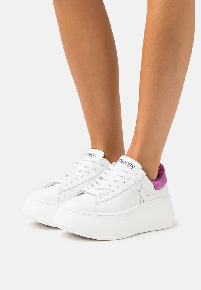 Trainers - white/hypno purple Patrizia Pepe Trainers - White/hypno Purple -Patrizia Pepe Shop 3b89b31cf6dd44518d770c806f8ff950