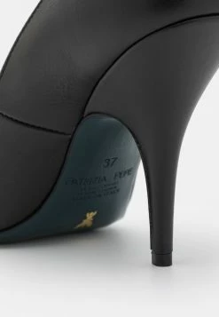 Patrizia Pepe Classic Heels - Nero -Patrizia Pepe Shop 43ef43dba58e4c6c8731848a829040da