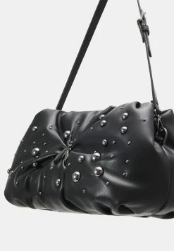 Patrizia Pepe FLY PILLOW STUDS CROSSBODY - Across Body Bag - Nero 6 Patrizia Pepe FLY PILLOW STUDS CROSSBODY - Across Body Bag - Nero -Patrizia Pepe Shop 4d628b9a37d54a89bfadaf285888651c
