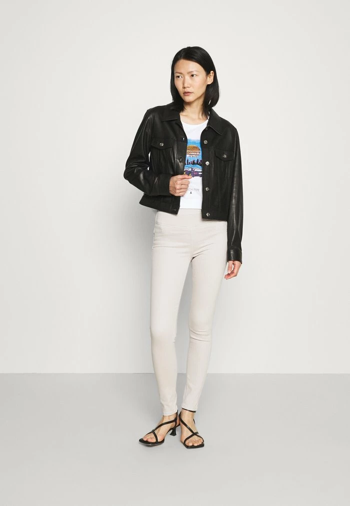 PANTS - Jeggings - racy gray Patrizia Pepe PANTS - Jeggings - Racy Gray -Patrizia Pepe Shop 51cf9e38e6c64d53a8ae50553ab44777