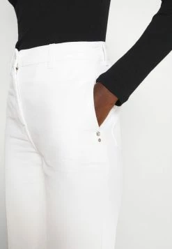 Patrizia Pepe PANTALONI TROUSERS - Straight Leg Jeans - White Sheep -Patrizia Pepe Shop 5ceff4749e5d4cc8bc4d88ac9308e0a5