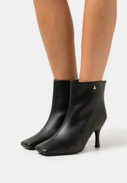 Patrizia Pepe Classic Ankle Boots - Nero