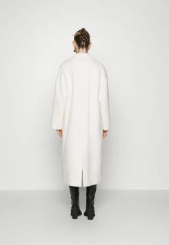 Patrizia Pepe CAPPOTTO COAT - Classic Coat - White -Patrizia Pepe Shop 61ac3a1658944658b42e4b7d0db61bb7