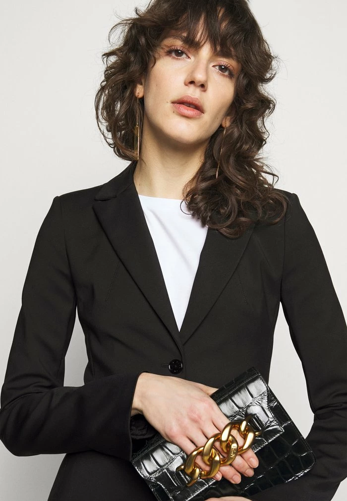 GIACCA - Blazer - nero Patrizia Pepe GIACCA - Blazer - Nero -Patrizia Pepe Shop 635036813f6548caba413a16db55107e