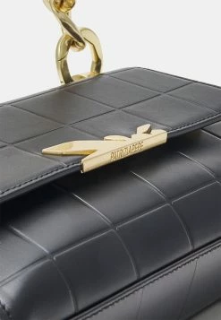 Patrizia Pepe ESSENTIAL FLY SQUARED - Across Body Bag - Nero 5 Patrizia Pepe ESSENTIAL FLY SQUARED - Across Body Bag - Nero -Patrizia Pepe Shop 68087d6b97d84c7dac439ae704dd3fa0