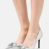 Patrizia Pepe EXCLUSIVE - Classic Heels - Silver 1 Patrizia Pepe EXCLUSIVE - Classic Heels - Silver -Patrizia Pepe Shop 6b63d723cbbe4a438ffdf5b739d262b1