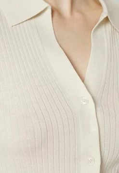 Patrizia Pepe Cardigan - Buttery White 7 Patrizia Pepe Cardigan - Buttery White -Patrizia Pepe Shop 6f7acb02484f465486f6d559604917a3