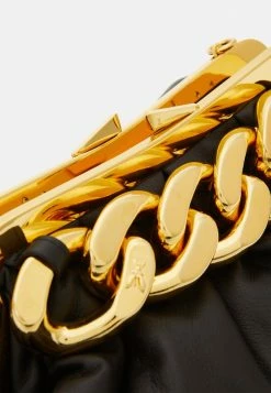 Patrizia Pepe SOFT CHAIN CLUTCH - Clutch - Nero -Patrizia Pepe Shop 72ba5f74701945ea9642b5e1c6a52322
