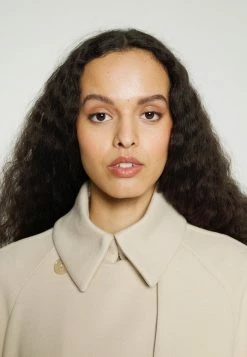 Patrizia Pepe Classic Coat - Ocean Sand -Patrizia Pepe Shop 76d71741e2c9411aa636cf3e97ec0ea2