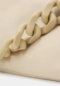 Patrizia Pepe TOUCH MAXICHAIN SHOULDER - Handbag - Ocean Sand 7 Patrizia Pepe TOUCH MAXICHAIN SHOULDER - Handbag - Ocean Sand -Patrizia Pepe Shop 7b6274b2d31649babcc2ed0fb27303c5