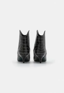 Patrizia Pepe Cowboy/biker Ankle Boot - Nero 5 Patrizia Pepe Cowboy/biker Ankle Boot - Nero -Patrizia Pepe Shop 7f58ab55f6a34893a00322078e8be86f