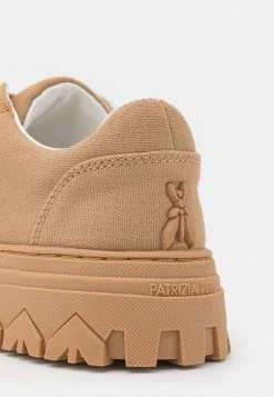 Patrizia Pepe Trainers - Pompei Beige -Patrizia Pepe Shop 7f8048db40614b659f78d27a4cbcbe94