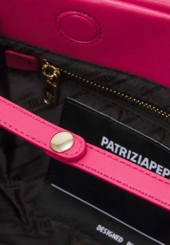 Patrizia Pepe BORSA BAG SOFT - Across Body Bag - Dark New Pink -Patrizia Pepe Shop 80a42f6f5f414491b127534c002fcd04