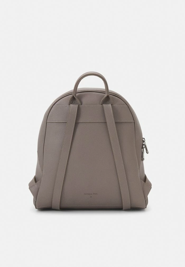 FLY BACKPACK - Rucksack - dark tatami Patrizia Pepe FLY BACKPACK - Rucksack - Dark Tatami -Patrizia Pepe Shop 81314a52888f4cb59334fff3ca967349