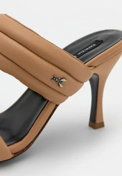 Patrizia Pepe Heeled Mules - Deep Ocean/sand 8 Patrizia Pepe Heeled Mules - Deep Ocean/sand -Patrizia Pepe Shop 87518830c5ae41d88be1d2128f3f4a84