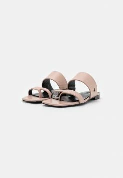 Patrizia Pepe T-bar Sandals - Skin Rose 4 Patrizia Pepe T-bar Sandals - Skin Rose -Patrizia Pepe Shop 898508adfdce414b8a0c9f99f2edb557