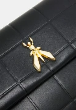 Patrizia Pepe FLY SQUARED BAG - Clutch - Nero -Patrizia Pepe Shop 904763baa0cf4a799b7dcabc01a45d3c