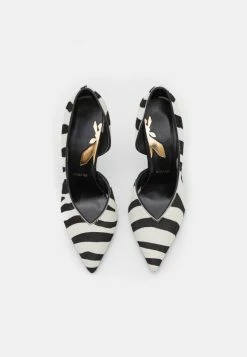 Patrizia Pepe Classic Heels - Black 6 Patrizia Pepe Classic Heels - Black -Patrizia Pepe Shop 93ac82299f4b4b619b00f718490a5e3b