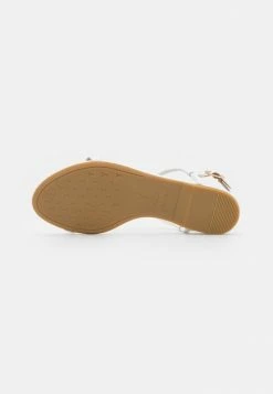 Patrizia Pepe Sandals - Bianco 7 Patrizia Pepe Sandals - Bianco -Patrizia Pepe Shop 9ac49390f58d4b629d8ebf4f2aa7b2ac