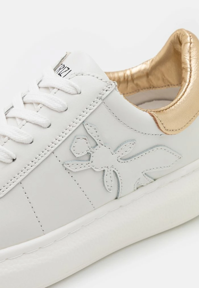 Trainers - white/gold Patrizia Pepe Trainers - White/gold -Patrizia Pepe Shop a78958aa19a14dfcab0a764905ac1c90