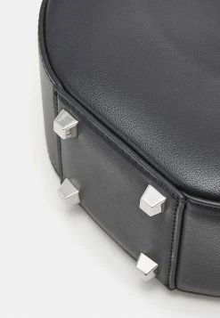 Patrizia Pepe BANGLE BAG HOBO - Handbag - Nero 7 Patrizia Pepe BANGLE BAG HOBO - Handbag - Nero -Patrizia Pepe Shop aacbbd64ce654a2e8b4bbd8613809aee