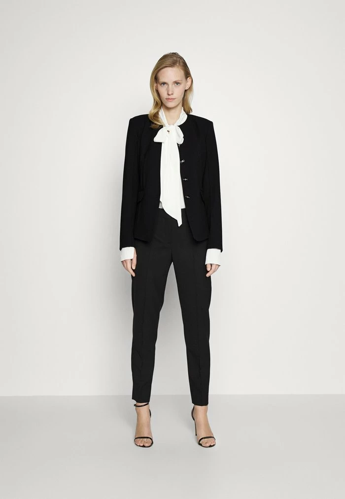 GIACCA - Blazer - nero Patrizia Pepe GIACCA - Blazer - Nero -Patrizia Pepe Shop ab67a8f9f3484f73b08ebfa86f2a20c5