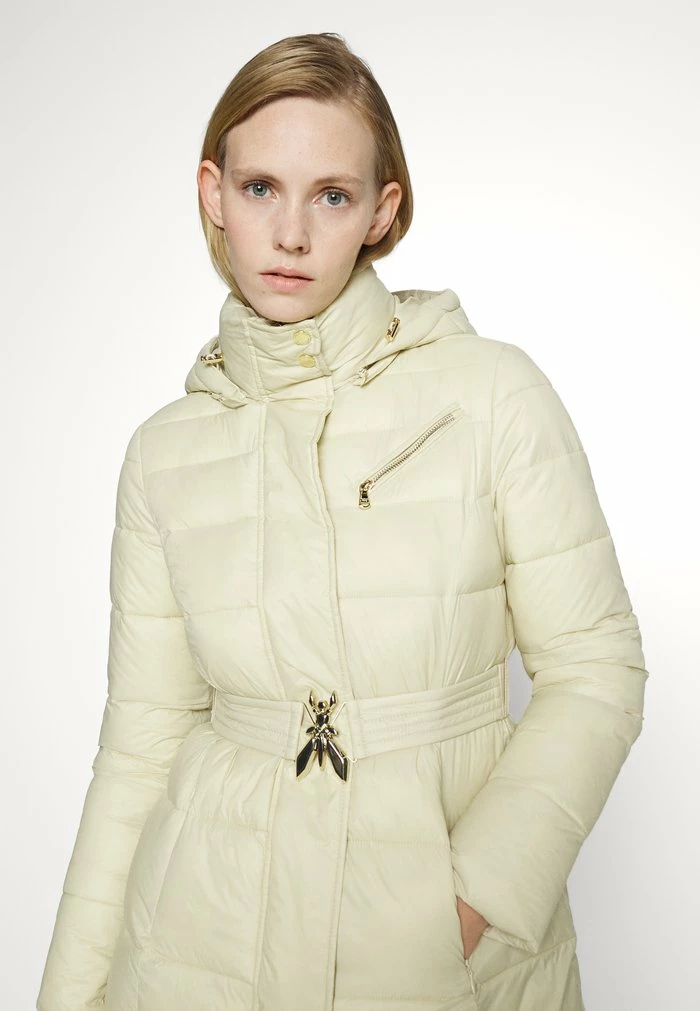 PIUMINO - Winter jacket - buttery white Patrizia Pepe PIUMINO - Winter Jacket - Buttery White -Patrizia Pepe Shop acf191480b4c475ea245316750661d81