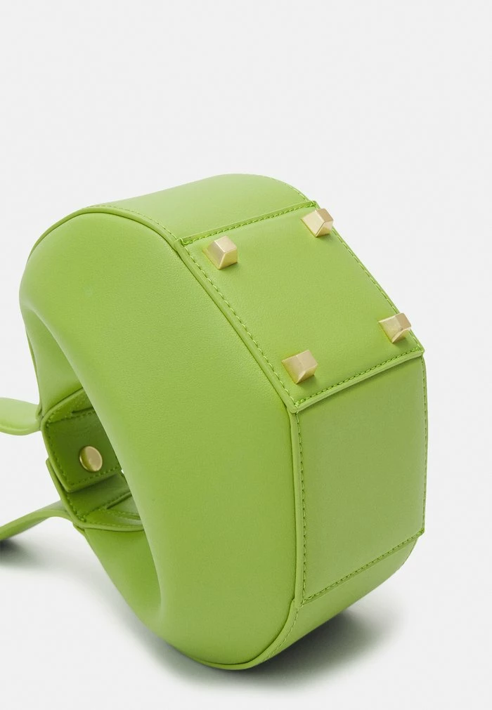 BANGLE BAG HOBO - Handbag - asparagus Patrizia Pepe BANGLE BAG HOBO - Handbag - Asparagus -Patrizia Pepe Shop b445cc2232b140f487a497563cb5a34f