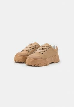 Patrizia Pepe Trainers - Pompei Beige -Patrizia Pepe Shop b4bc975d83b542f888e8b6005d49061b