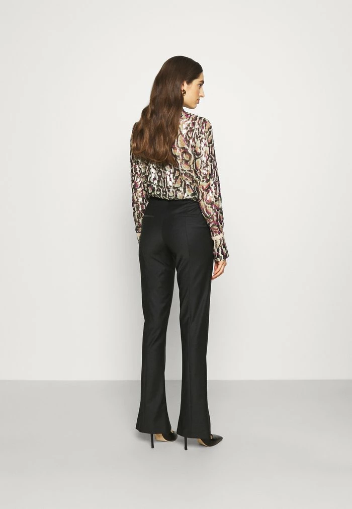 TROUSERS - Trousers - nero Patrizia Pepe TROUSERS - Trousers - Nero -Patrizia Pepe Shop c1d8654cc0a04cf3b80baf2c404688ef