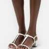 Patrizia Pepe T-bar Sandals - Blanco 1 Patrizia Pepe T-bar Sandals - Blanco -Patrizia Pepe Shop c62aab8478ea4f06981f31aeaeb6989e