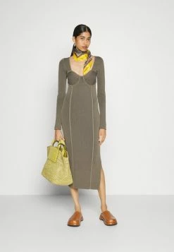 Patrizia Pepe Shop -Patrizia Pepe Shop c96fc287f88640f388c3190b75348d23