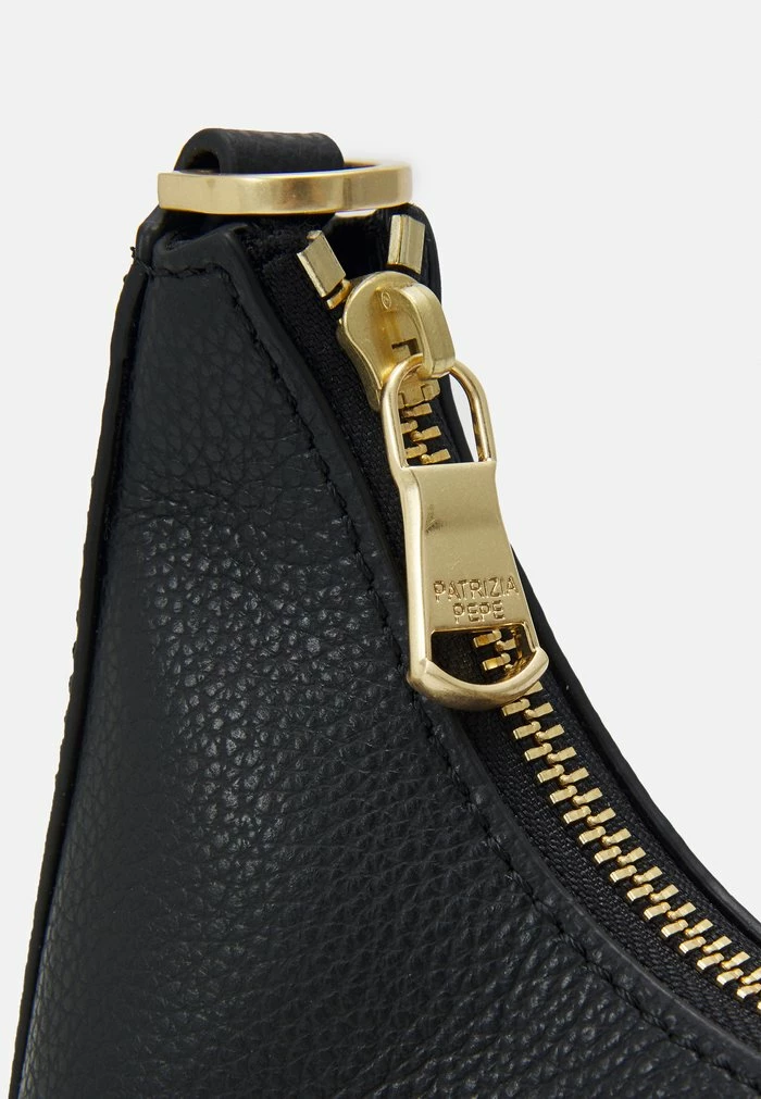 FLY HOBO - Handbag - nero Patrizia Pepe FLY HOBO - Handbag - Nero -Patrizia Pepe Shop cf66f9ff833644449a2c21c9ed07591f