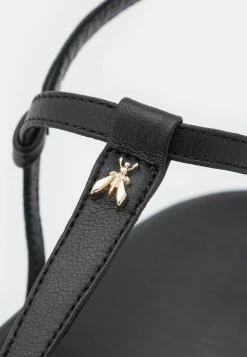 Patrizia Pepe T-bar Sandals - Nero -Patrizia Pepe Shop cf73e81091bc4f7097800820418fa67b