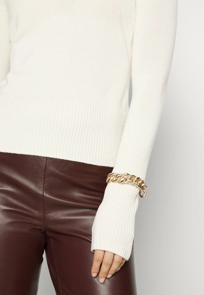 MAGLIA - Jumper - buttery white Patrizia Pepe MAGLIA - Jumper - Buttery White -Patrizia Pepe Shop d3da174b63ab4ed7aa19b9bea33d659f