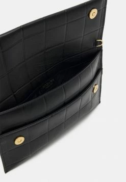 Patrizia Pepe FLY SQUARED BAG - Clutch - Nero -Patrizia Pepe Shop d4d2bb418aea401e8f2306cb420dcb4a